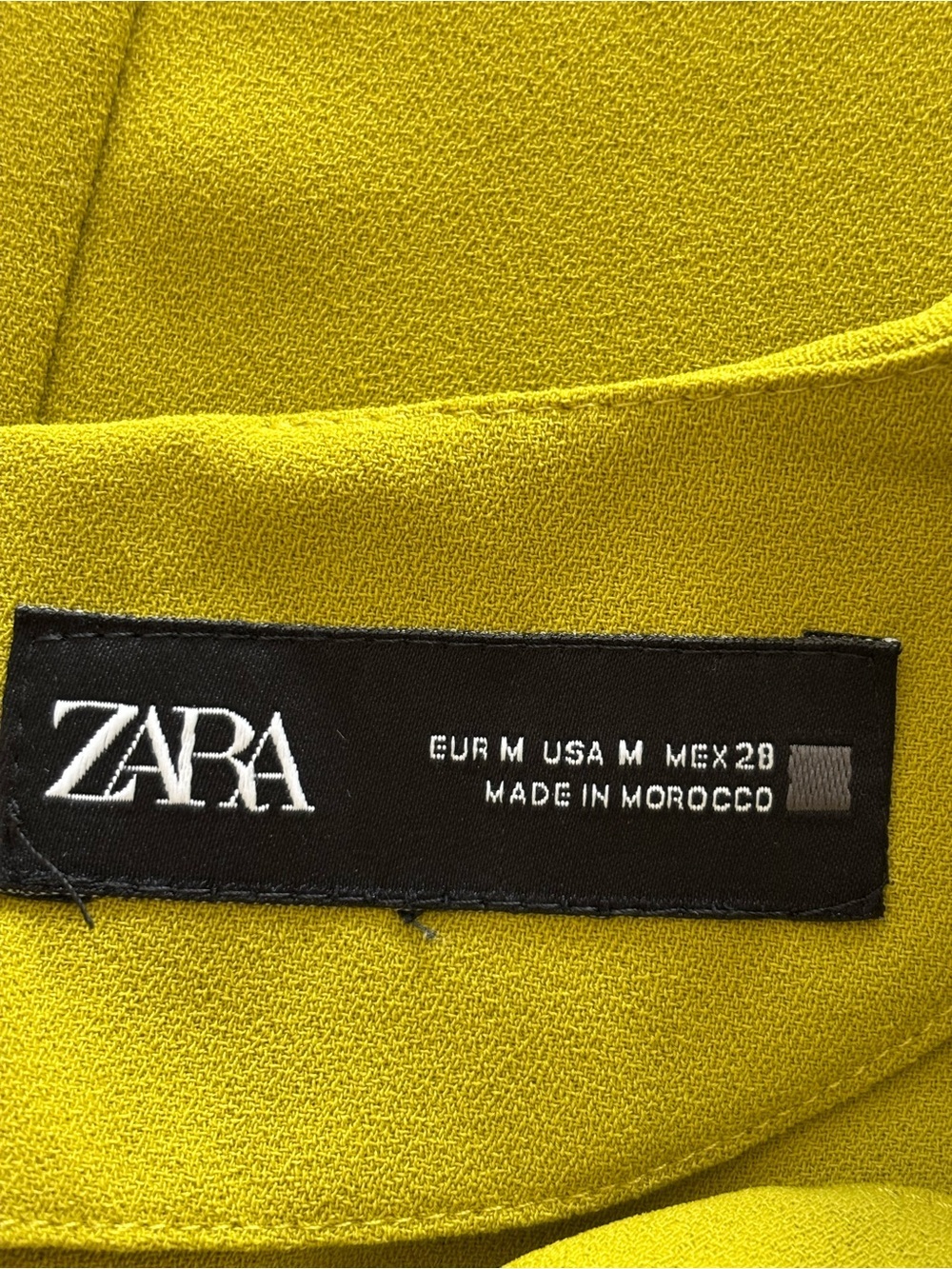 ZARA WOMAN SIDE RUCHED MIDI DRESS MUSTARD LIME| SS24 2900/571 - Picture 7 of 13